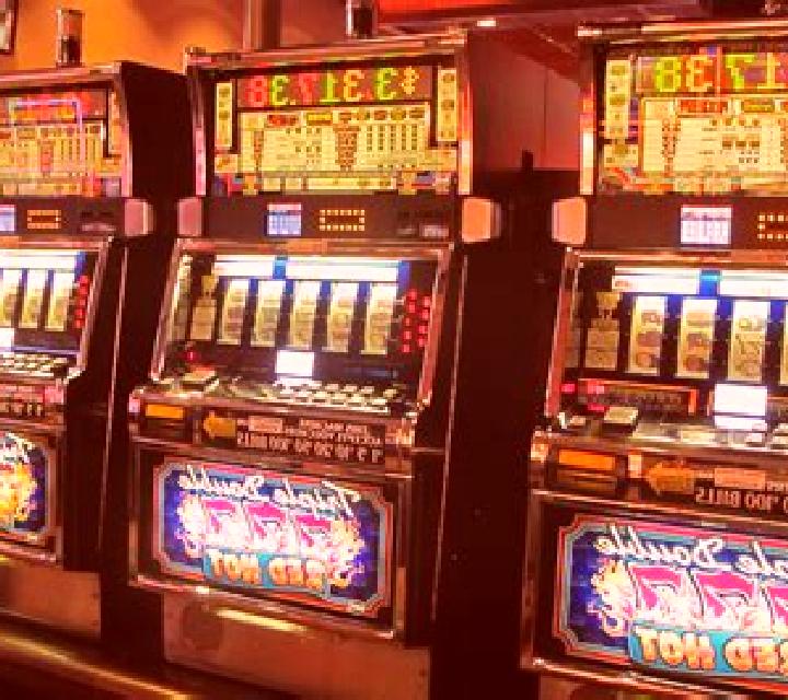 Christmas Eve (Eurasian Gaming) slot machine