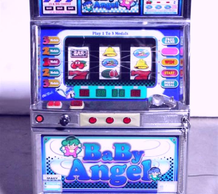 Chrome Angel slot machine