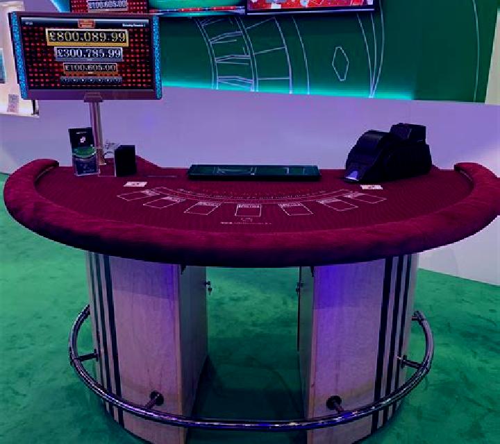 Classic Blackjack with Perfect-11 online slot