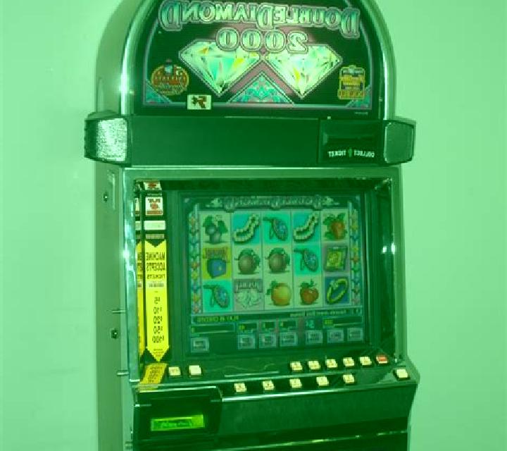 Cleopatra s Jewel Box slot machine