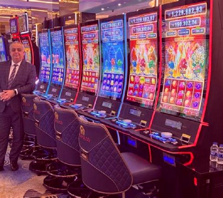 Clover Deluxe 2x slot machine