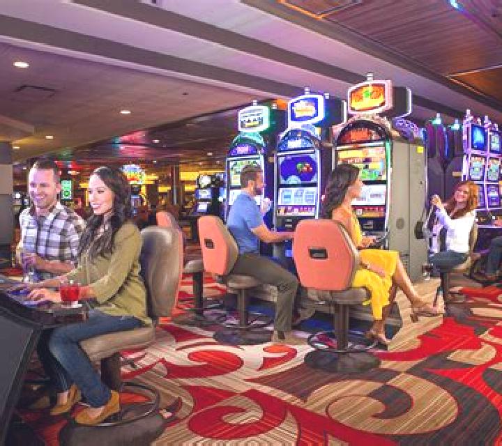 Club Reno Wild online slot