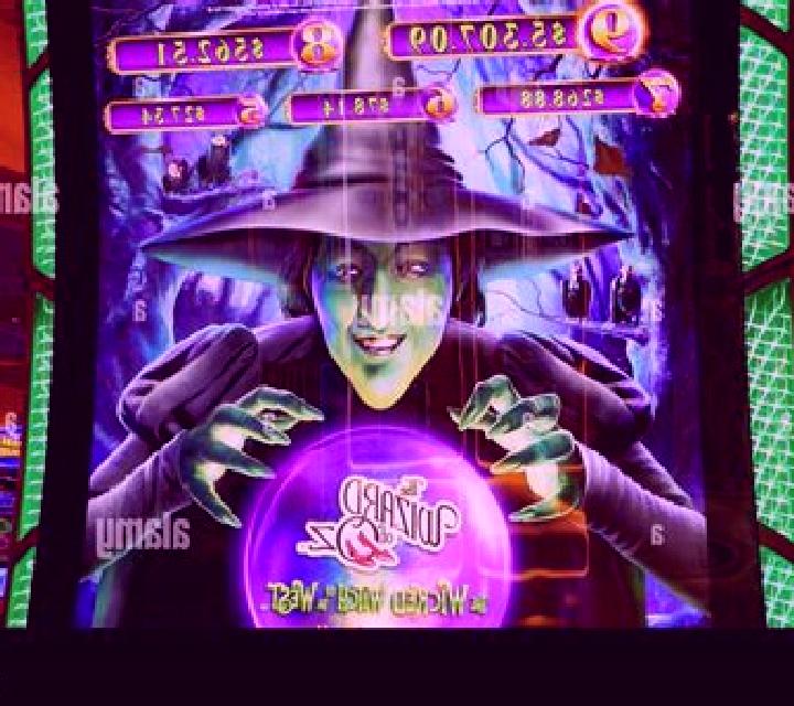Clumsy Witch slot machine