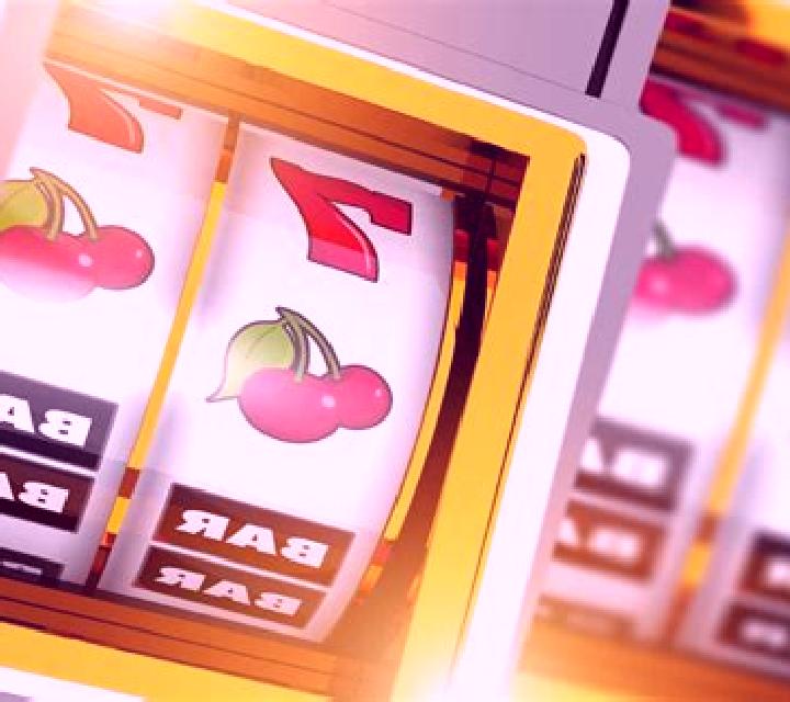 ClusterBuck slot machine