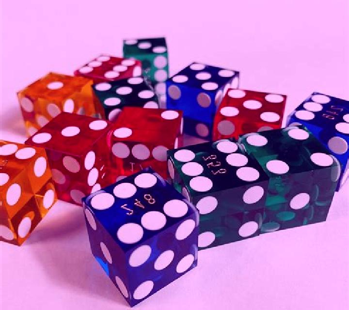 Cocktail Dice slot game