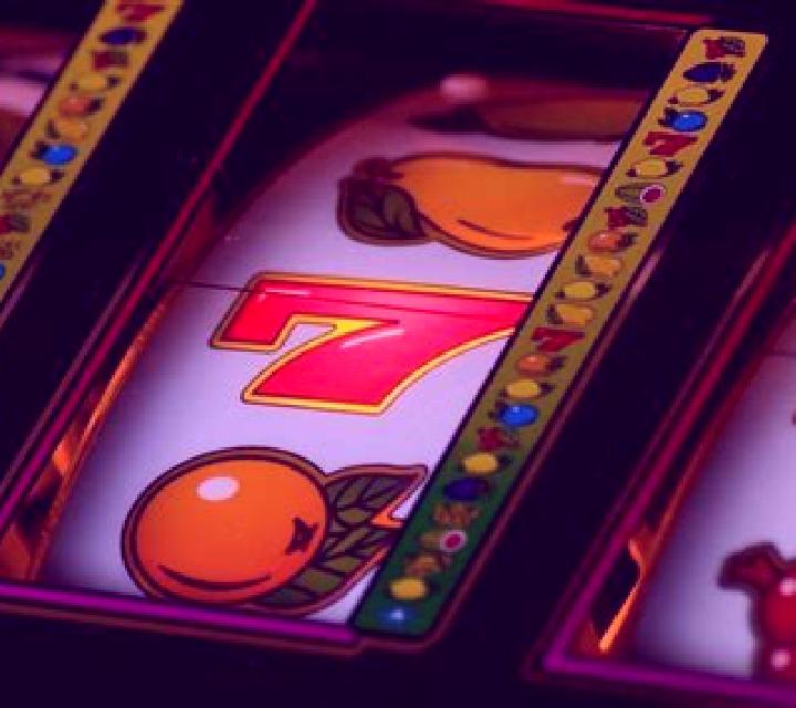 Coinsweeper slot machine