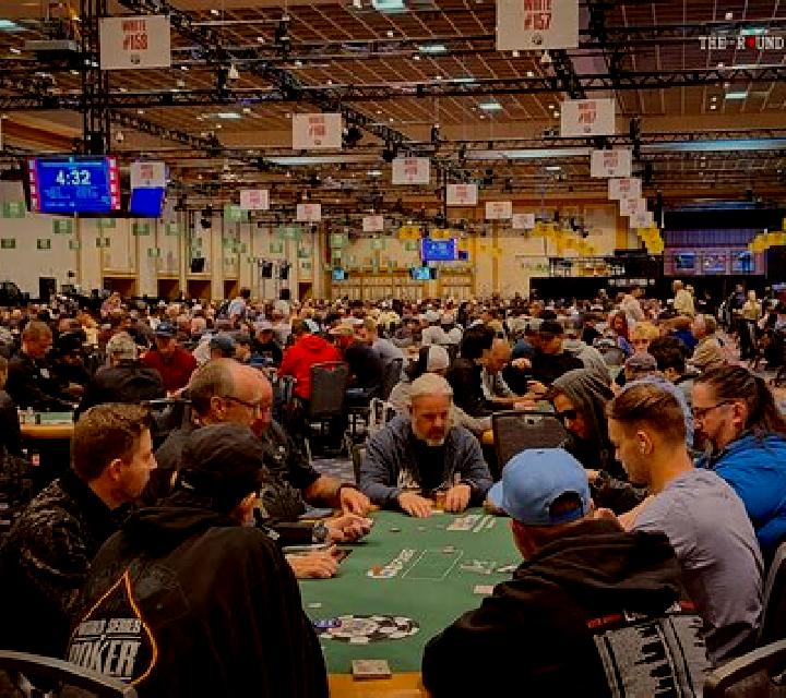 Coliseum Poker online slot