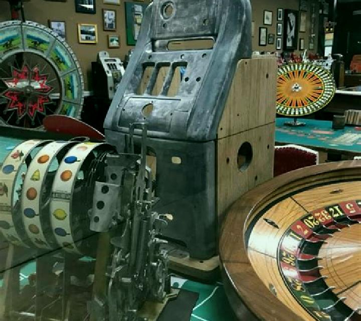 Columbus (Portomaso) slot machine