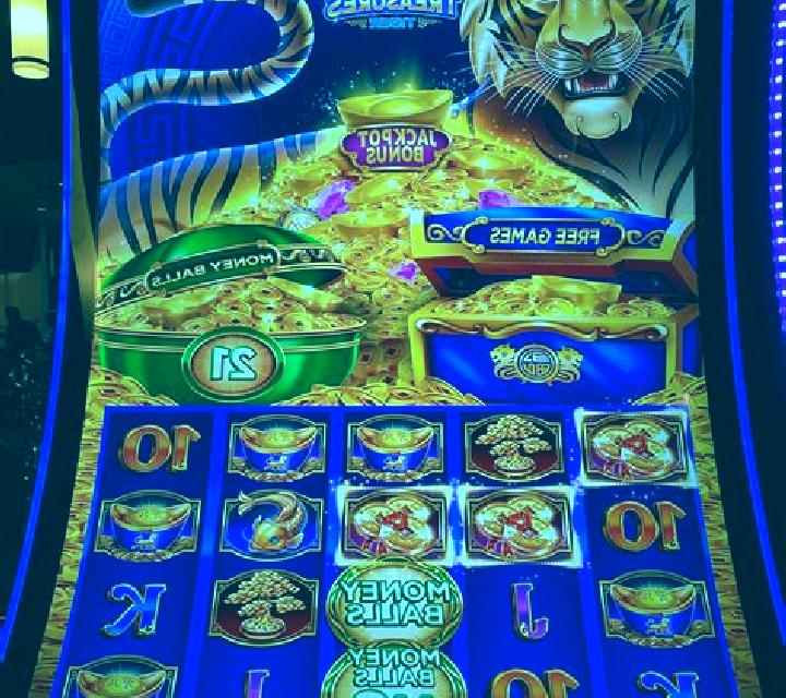 Coral Treasure slot machine