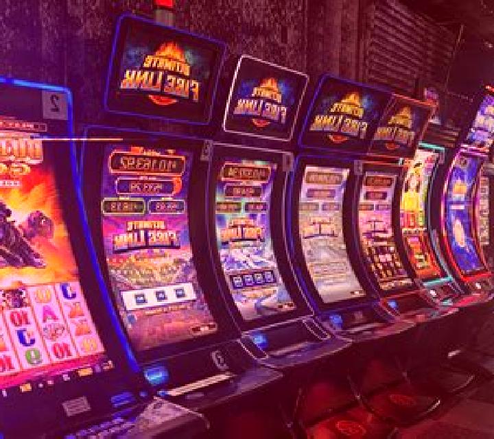 County Seat slot machine