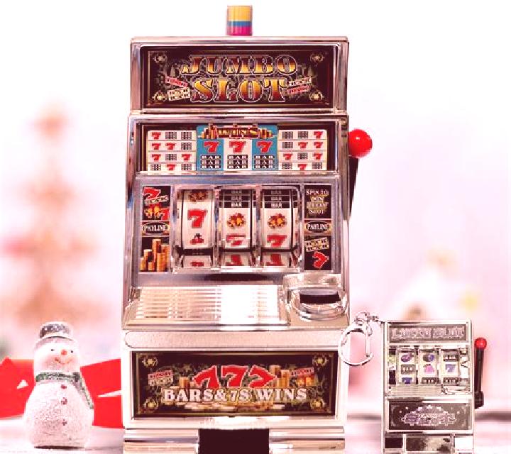 Crack The Piggy Bank Express online slot