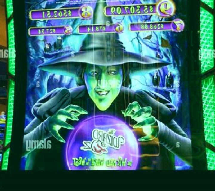 Crash Witch slot machine