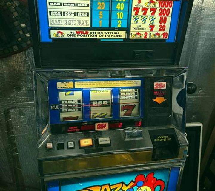 Crazy Chilli 2 slot machine