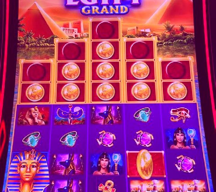 Crazy Egypt slot machine