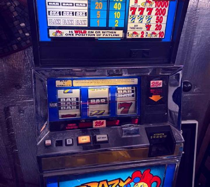 Crazy Hunter 2 slot game