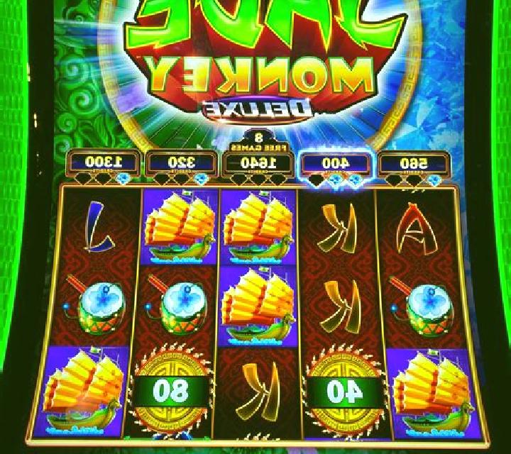 Crazy Monkey Deluxe slot machine