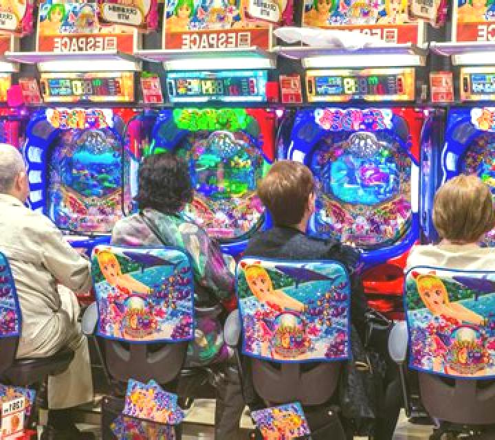 Crazy Pachinko slot machine