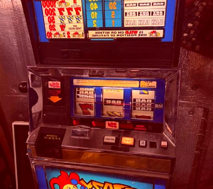 Crazy Seven 5 Deluxe slot game