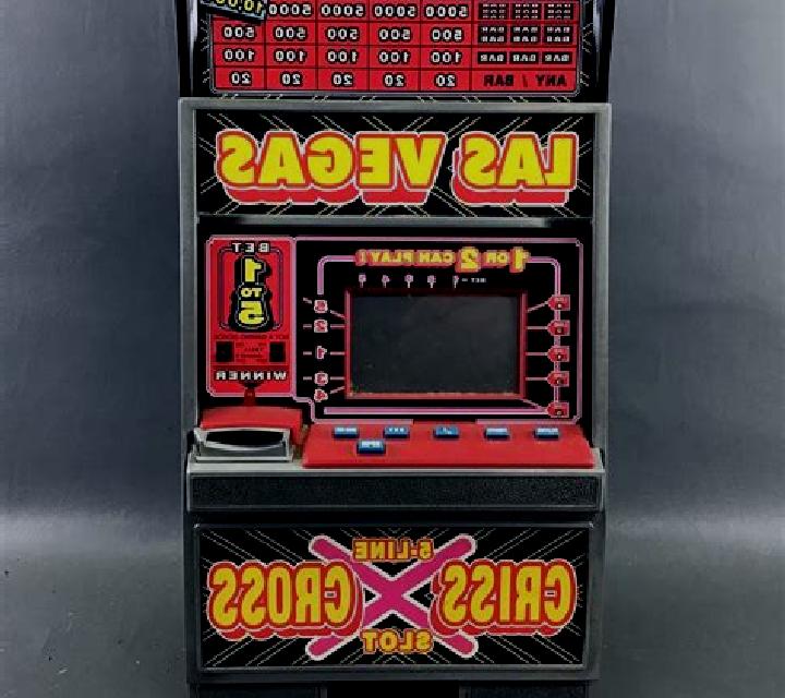 Criss Cross (others) online slot