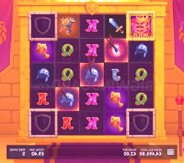 Crowned Corners slot machine