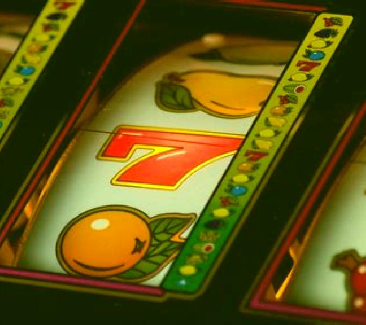 Cryptex 7 slot machine