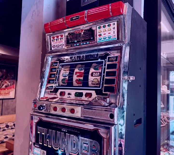 Crystal Classics slot machine