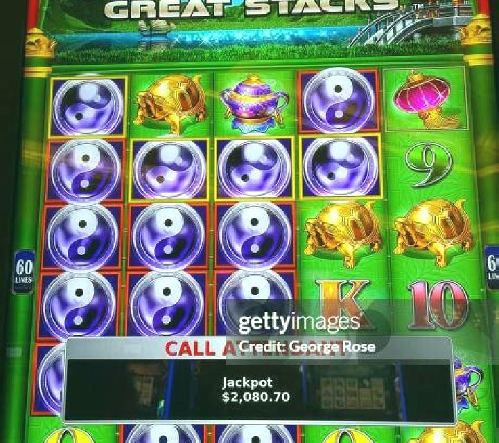 Cyber Rome Stacks slot machine