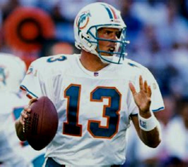 Dan Marino Perfect Pass online slot