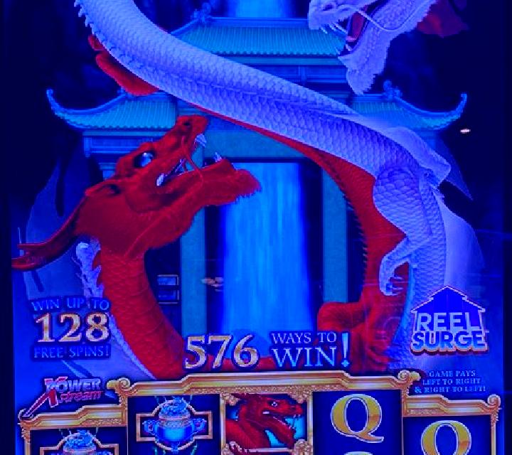 Dazzling Dragons slot machine