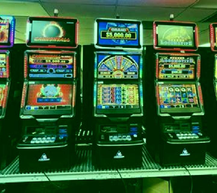 Dead Or Alive 2 Feature Buy slot machine