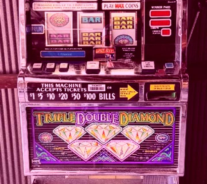 Deadbeard 2000 slot machine