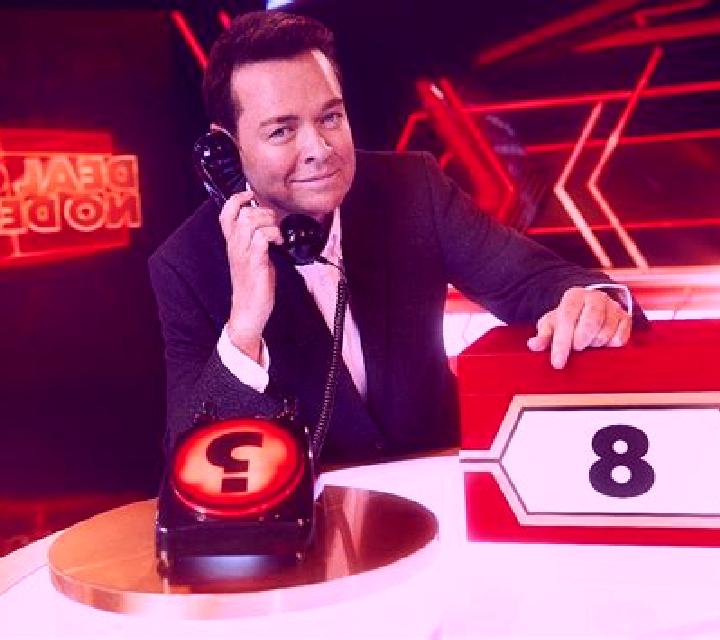 Deal or No Deal: Go All The Way slot game
