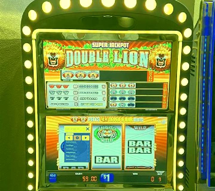 Deep Core slot machine