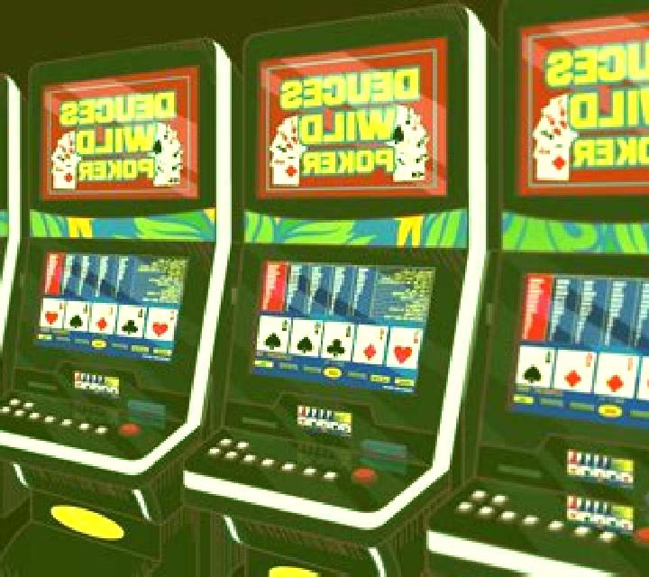 Deuces & Joker - Power Poker slot machine