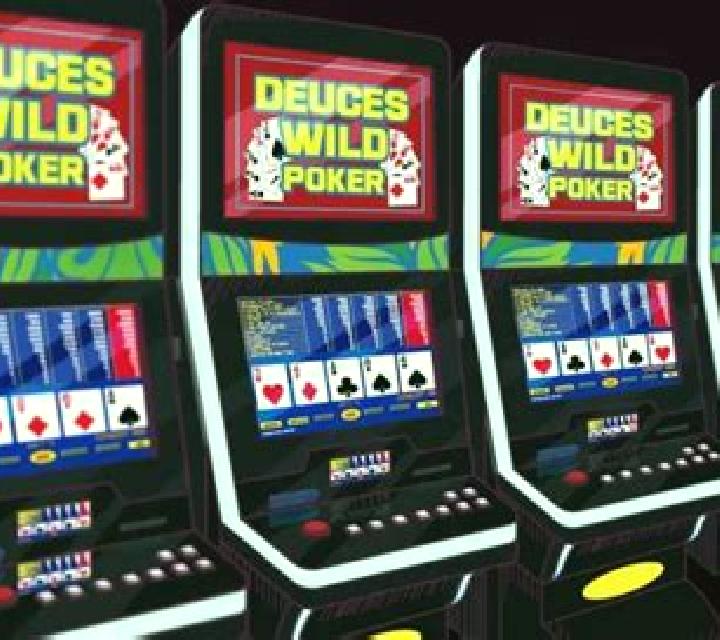 Deuces Wild MH (Microgaming) slot machine