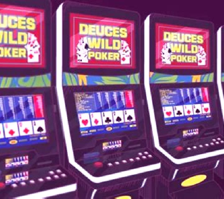 Deuces Wild Progressive Poker slot