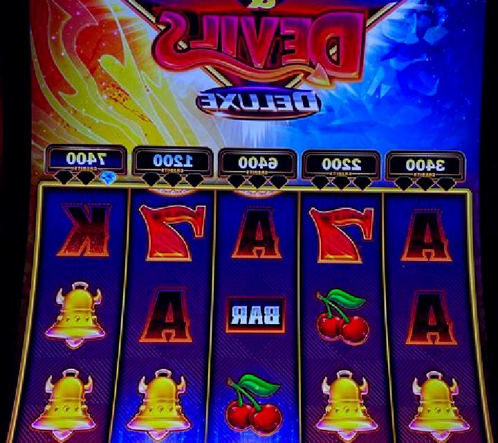Devil’s Crossroad slot machine