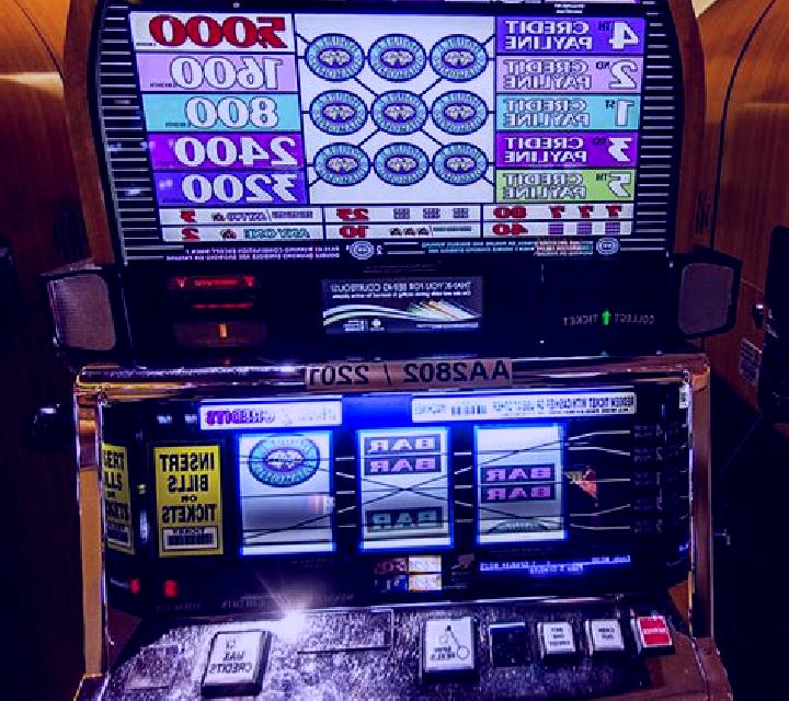 Diamond Casino slot machine