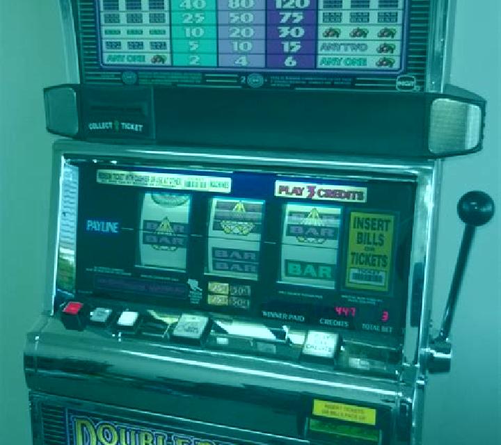 Diamond Deluxe slot