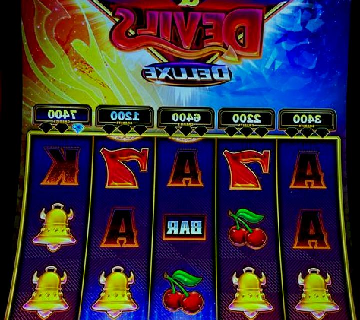Diamond Desire Deluxe slot machine
