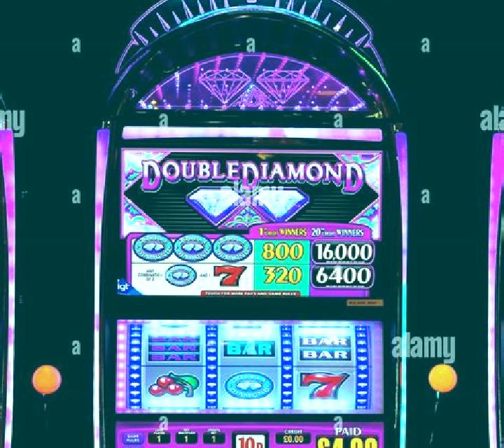Diamond Double Wheel slot machine