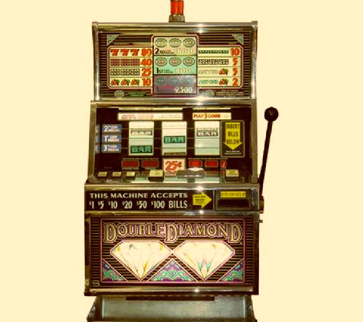 Diamond Plus slot machine