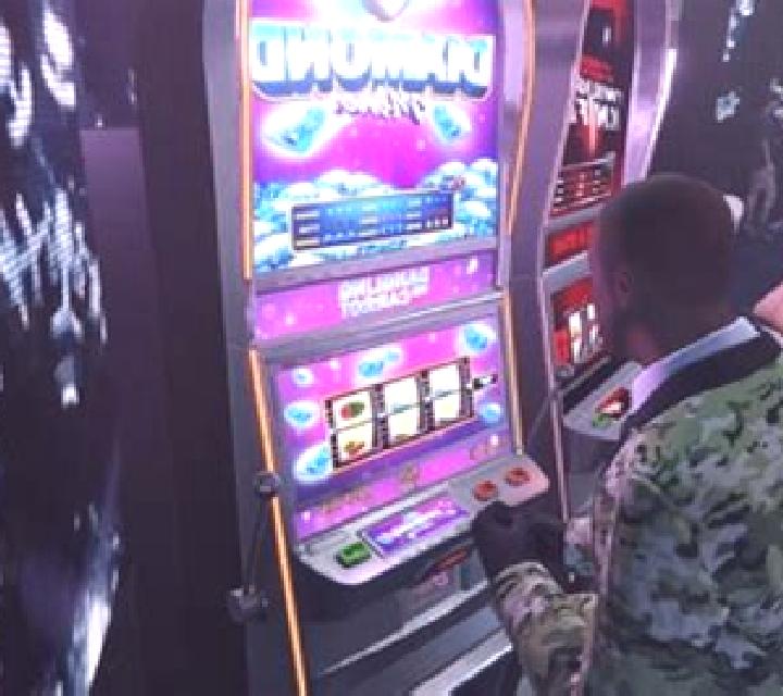 Diamond Theft slot machine