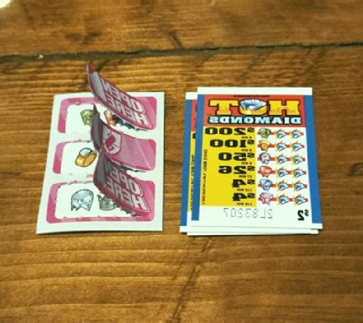 Diamonds and Rubies Pull Tab slot game
