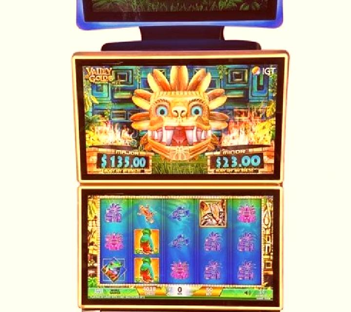Diamonds Valley slot machine