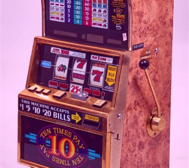Dice Drop 10 slot machine