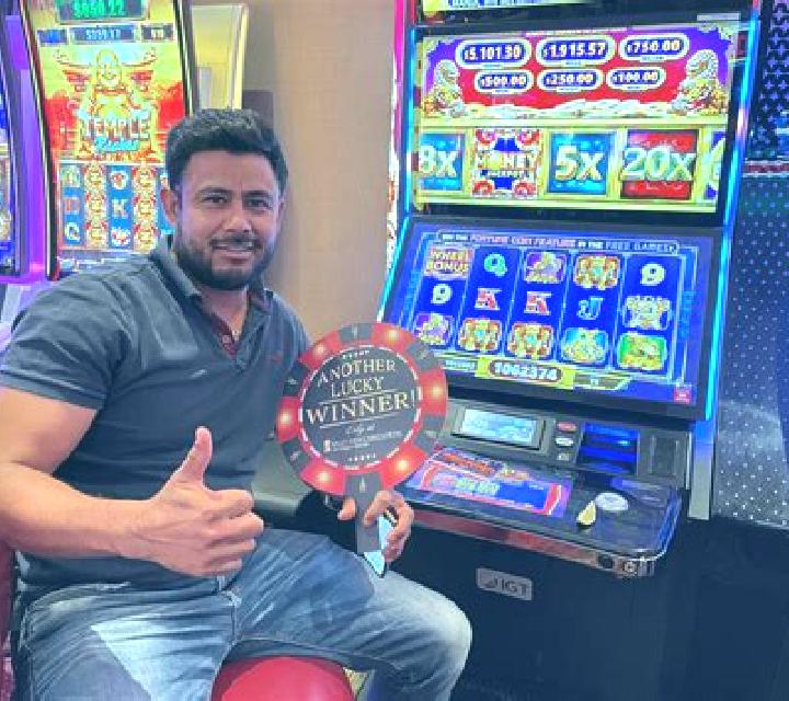 Diego Miranda in Session slot machine