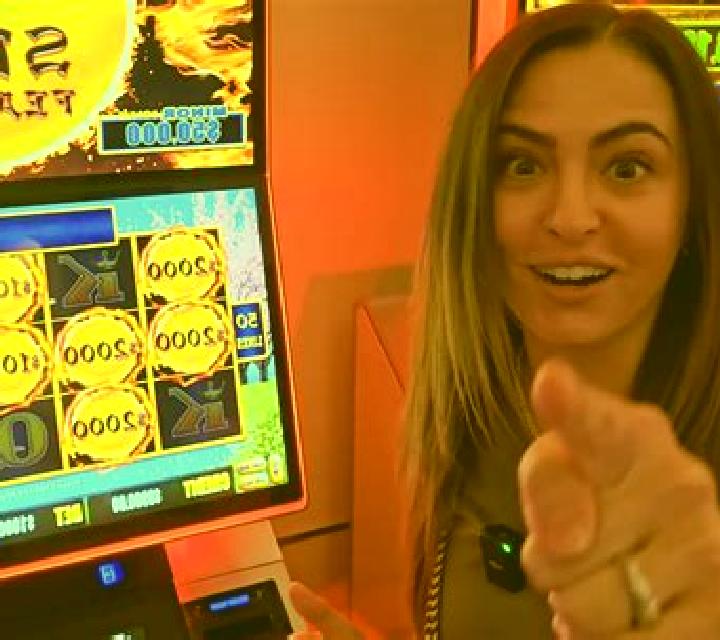 Divine Luck slot machine