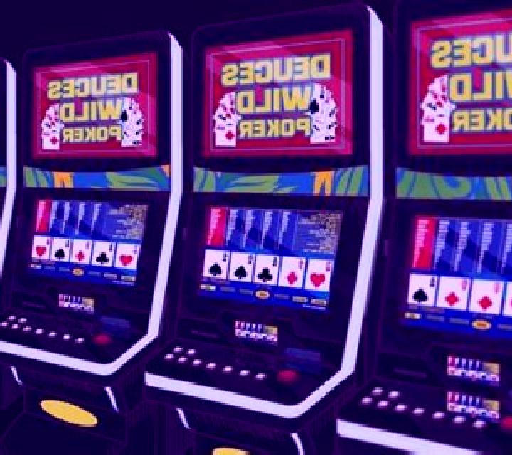 DJ Wild Stud Poker slot game