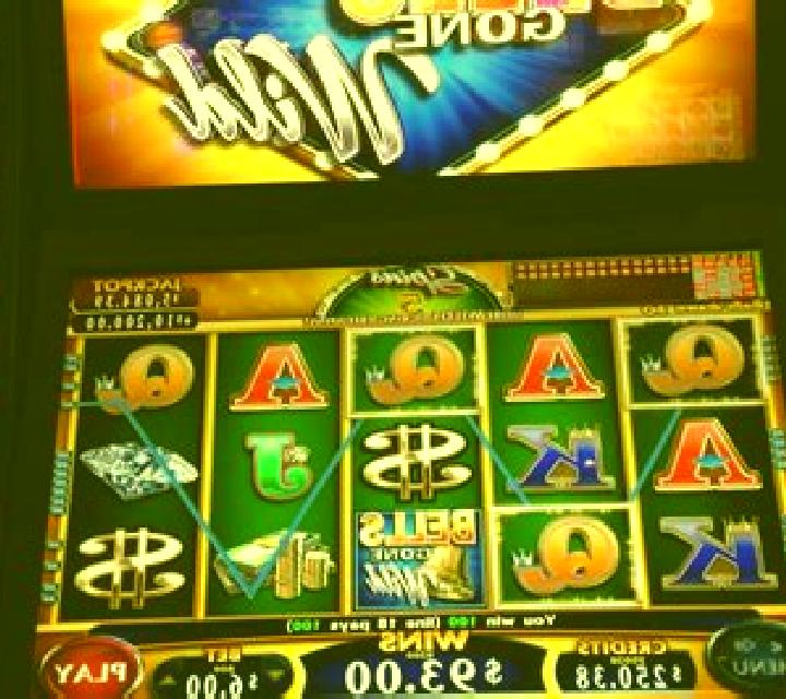 Dogs Gone Wild slot machine
